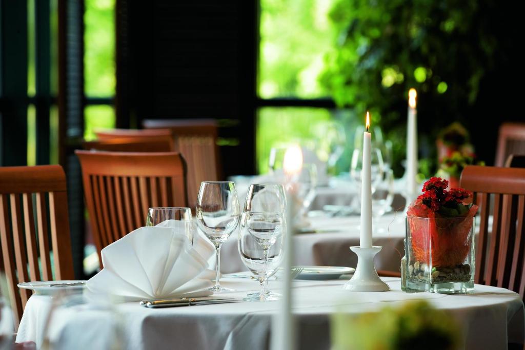 Trans World Hotel Donauwelle - Resim 37