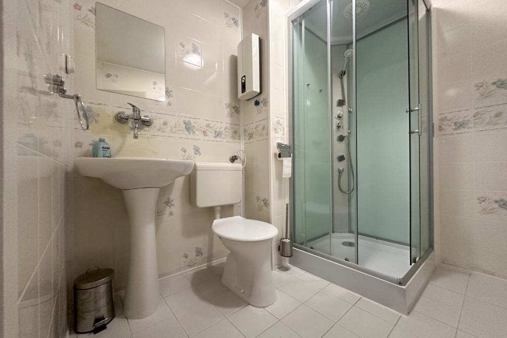 Koupelna v ubytování Hotel RON