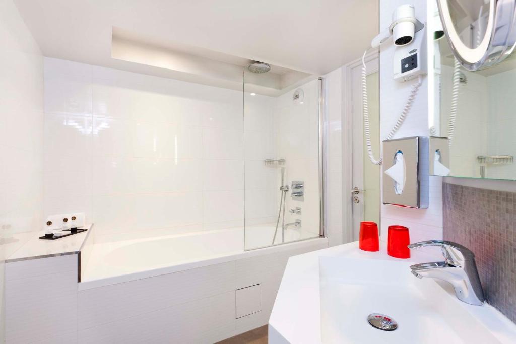 Hotel Opéra Marigny - Resim 33