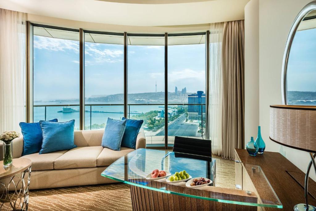 Posezení v ubytování JW Marriott Absheron Baku Hotel