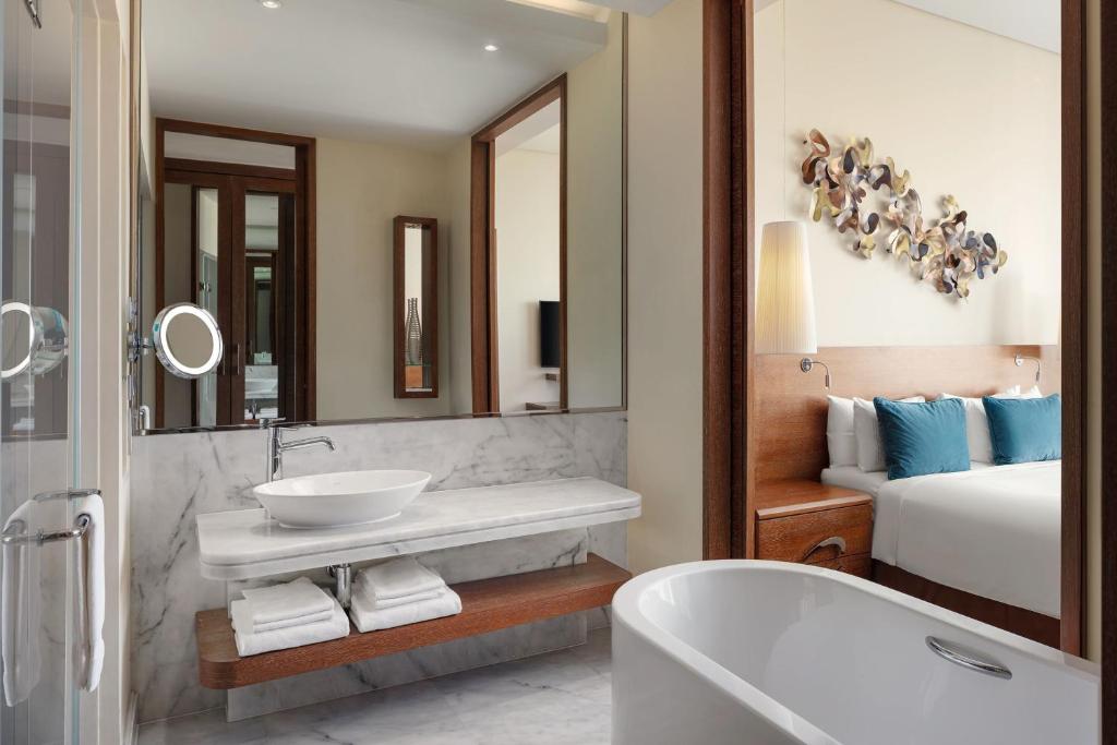 Koupelna v ubytování JW Marriott Absheron Baku Hotel