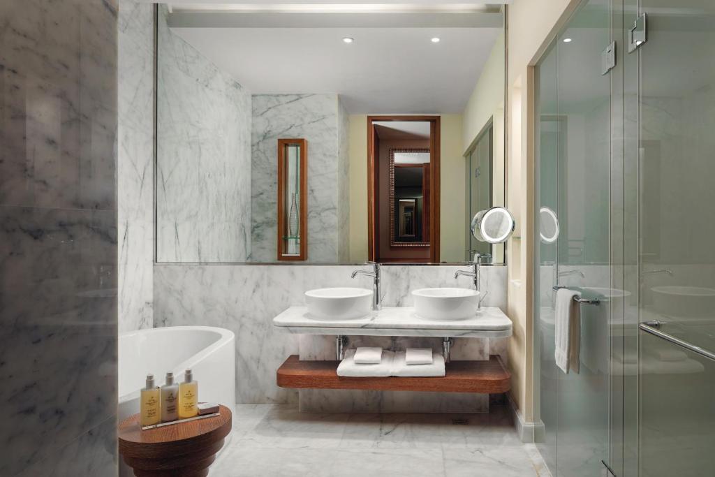 Koupelna v ubytování JW Marriott Absheron Baku Hotel