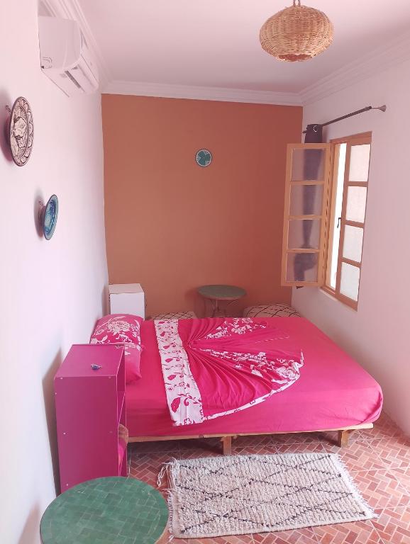 Postel nebo postele na pokoji v ubytování bab doukkala marrakesh
