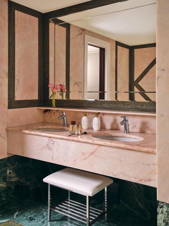 Hotel Principe Di Savoia - Dorchester Collection - Resim 41