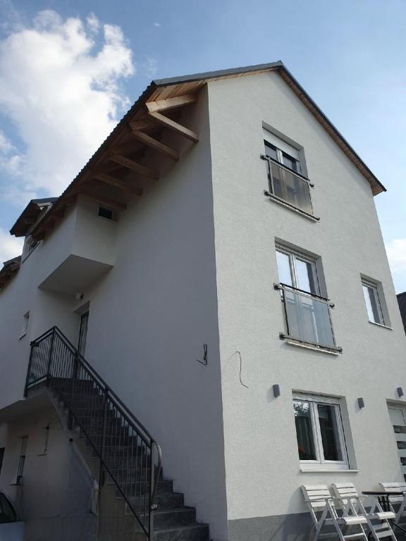 Budova, kde se apartmán nachází