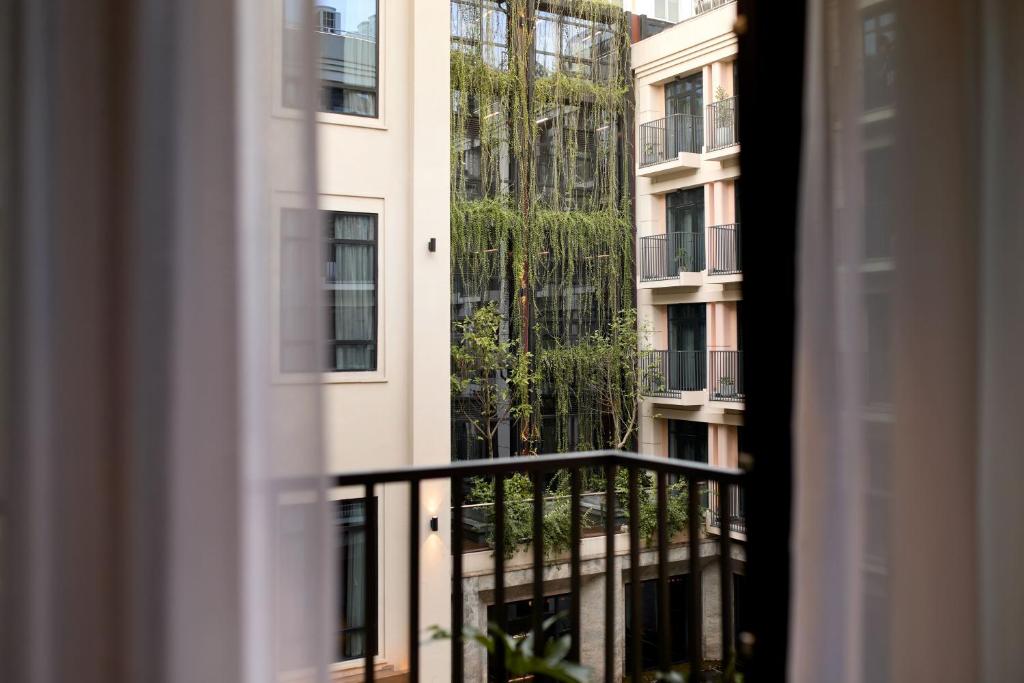 Balkón nebo terasa v ubytování REY Hotel Hanoi