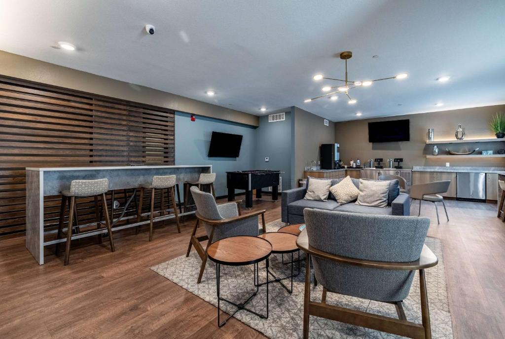 WaterWalk Extended Stay by Wyndham Wichita photo