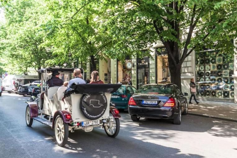 Quiet apartment in the Old Town - 8