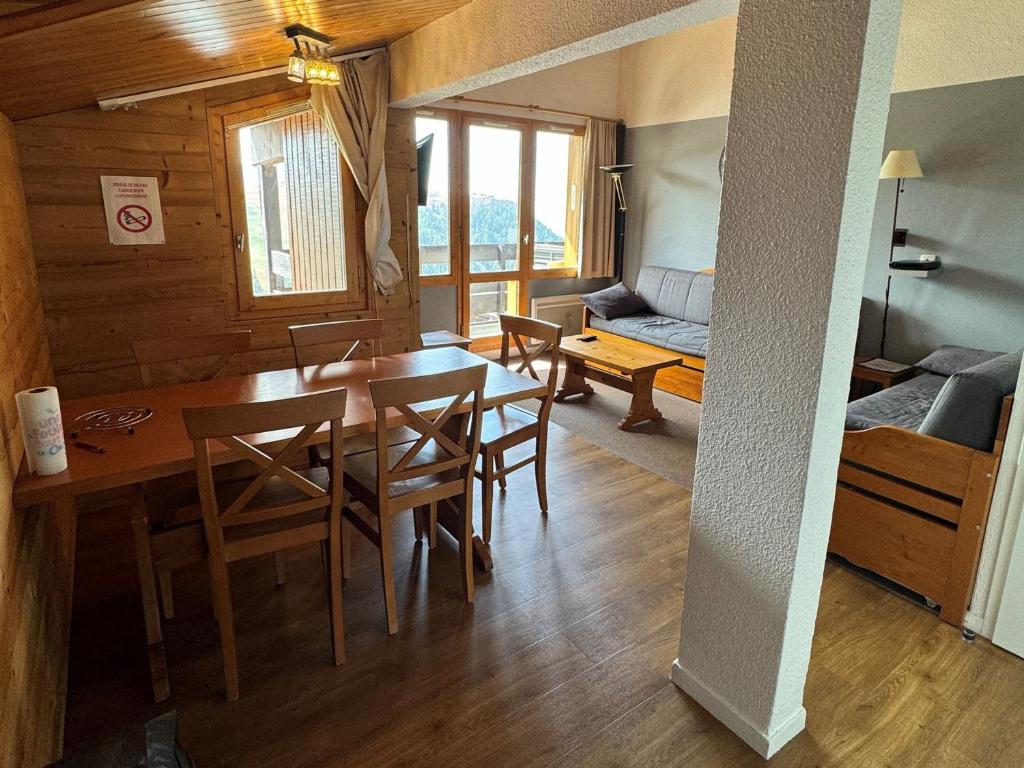 Appartement confort 3 pièces au pied des pistes, balcon et WIFI