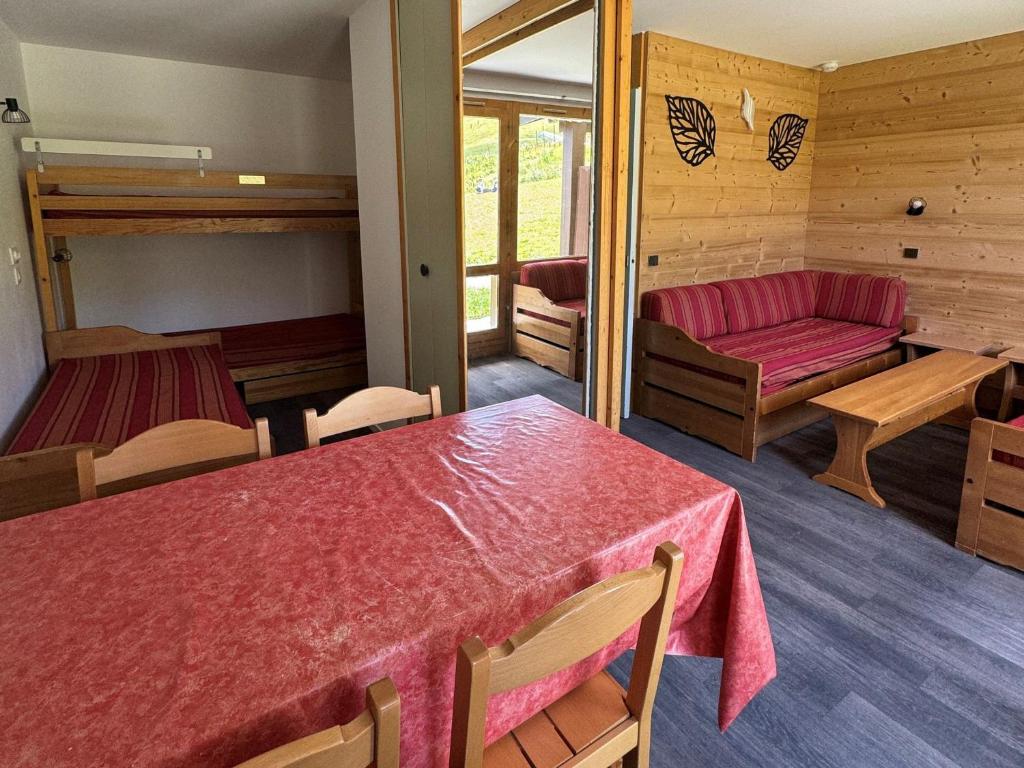 Studio fonctionnel · Accès pistes · Terrasse · WIFI