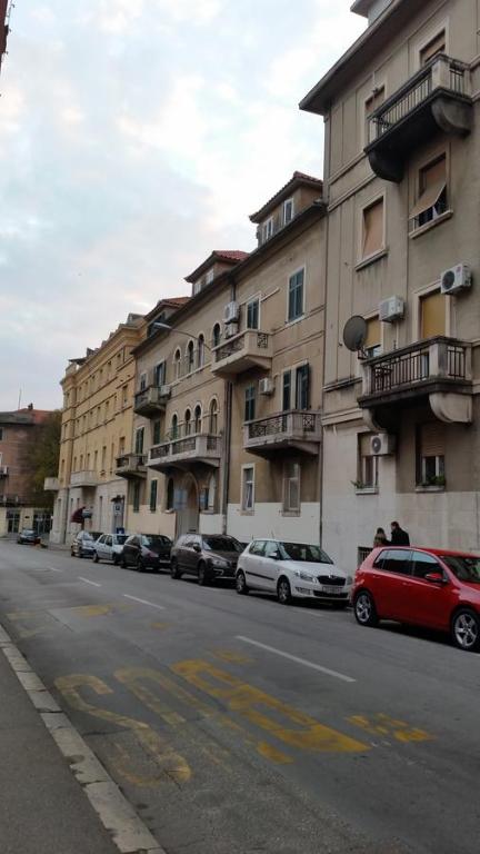 Split Dreams Apartments - 9