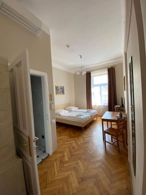 Aparthotel Maria - Resim 14