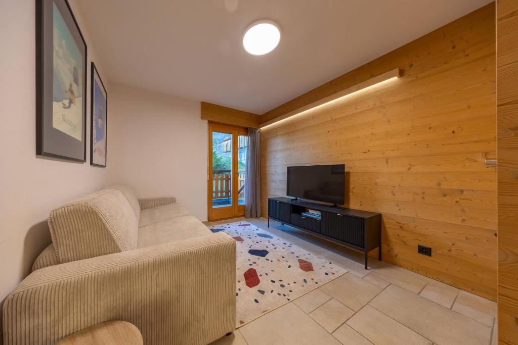 Domaine des Reines C1 - Swimming pool - Resim 16