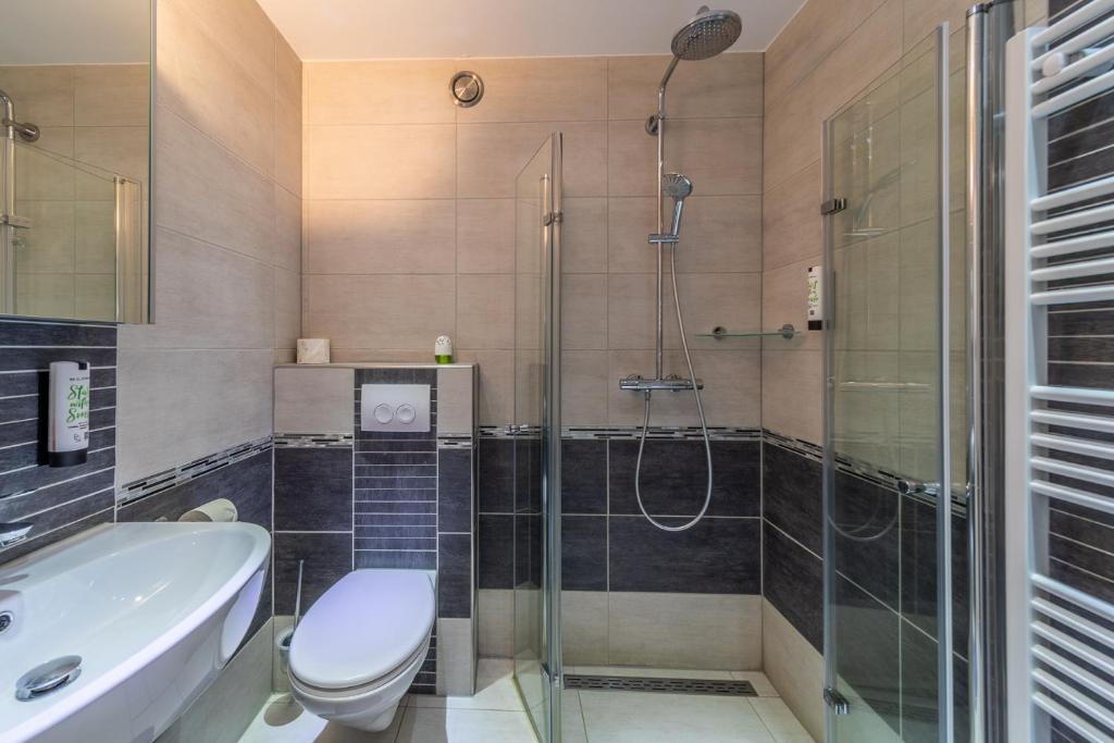 Koupelna v ubytování Hotel Zum Halbmond