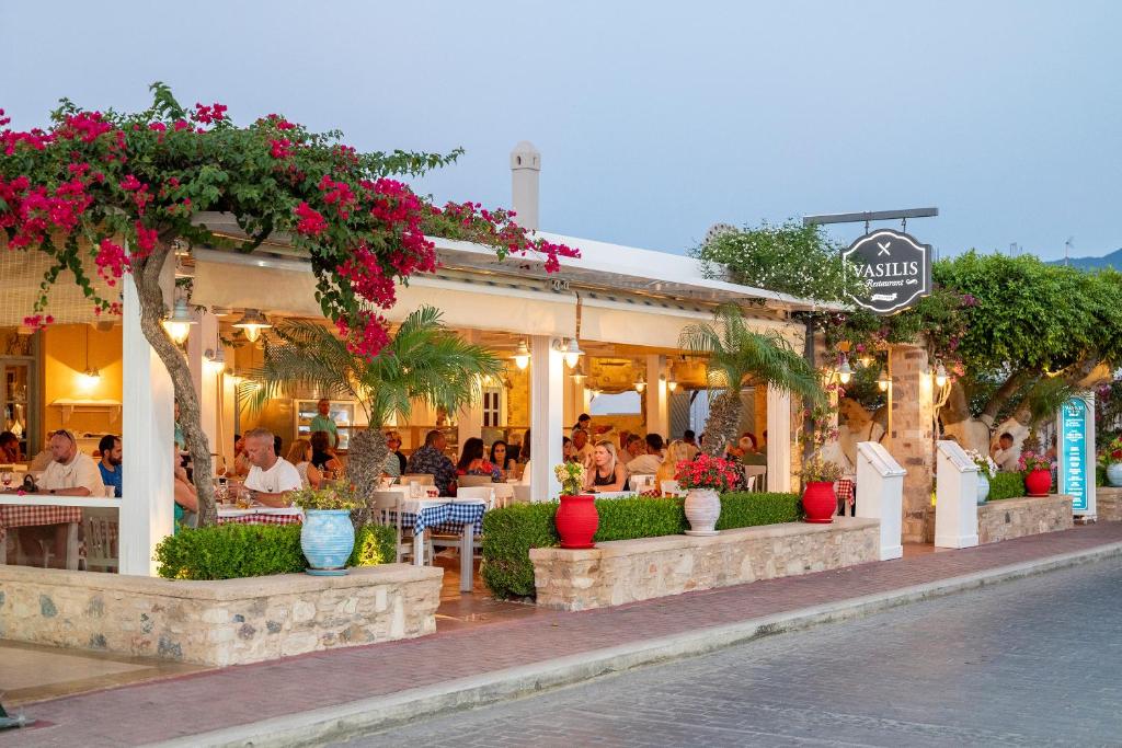 Restaurace v ubytování Mythos Suites Hotel