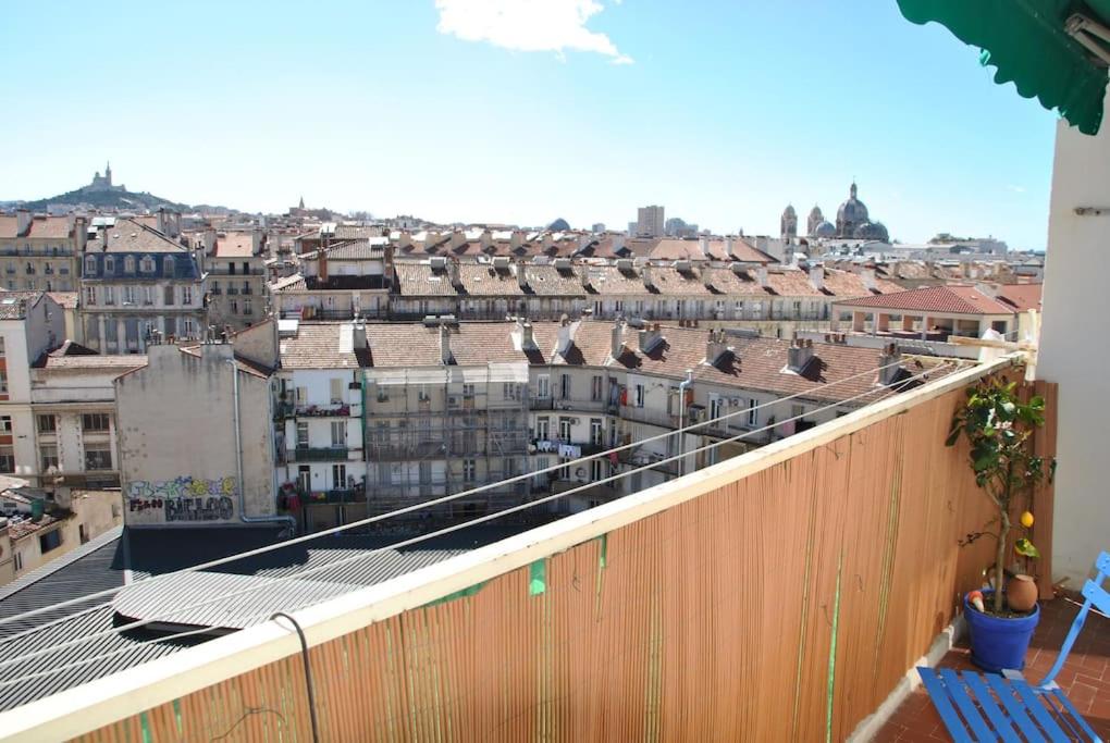 Photo de la galerie de l'établissement T3, Terrasse, superbe vue sur La ville, Proche Panier et transports, à Marseille