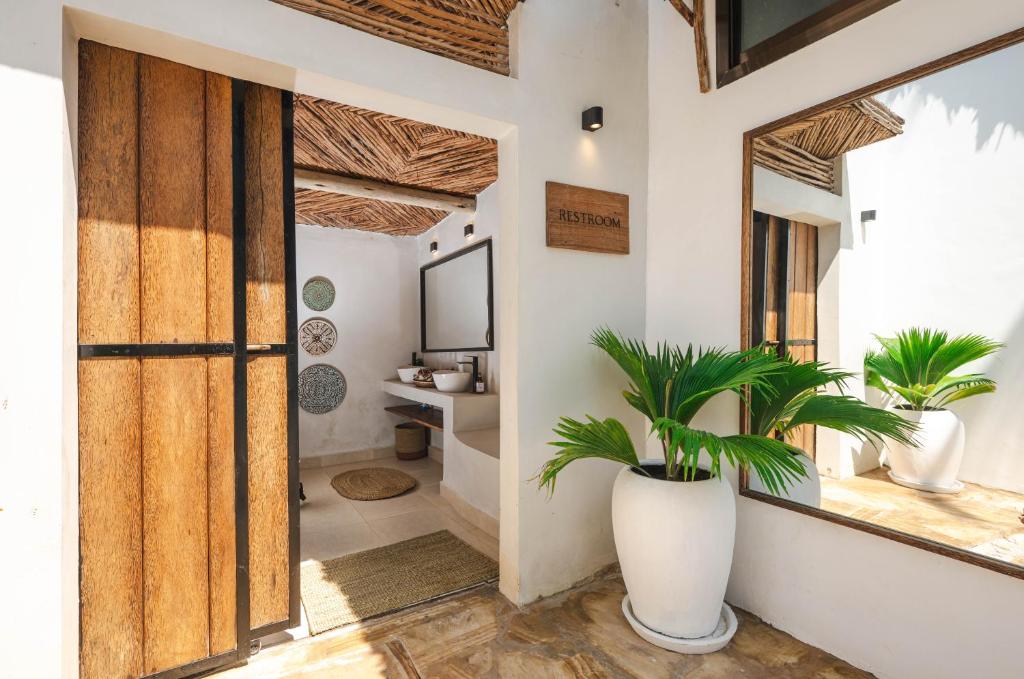 Koupelna v ubytování Mala Boutique Hotel