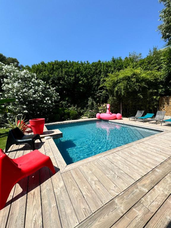 Fotografia z galérie ubytovania maison individuelle à 7km des gorges de l'Ardèche, piscine, vue, au calme v destinácii Saint-Alexandre