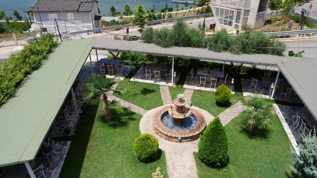 Zahrada ubytování Bar Restorant Hotel Rama