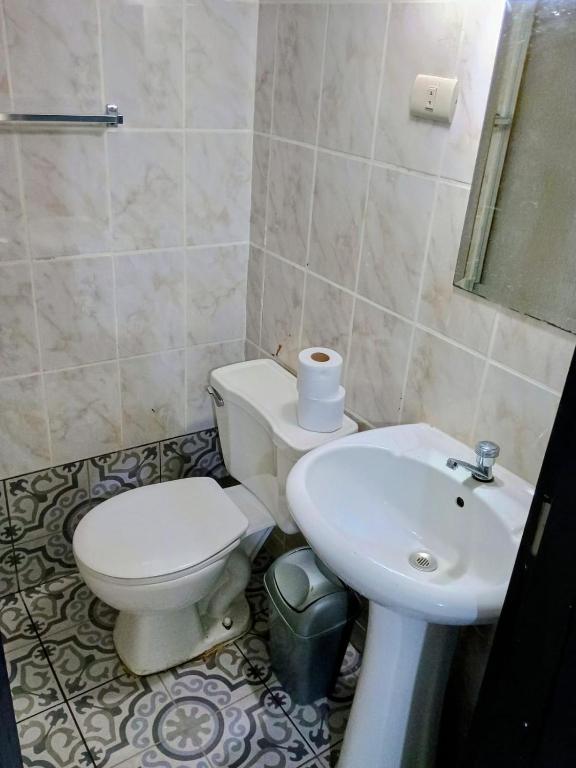 Koupelna v ubytování Tacna Guest House
