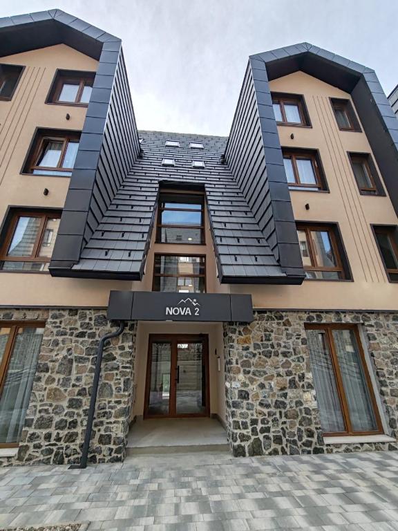 O edifício onde o apartamento está situado
