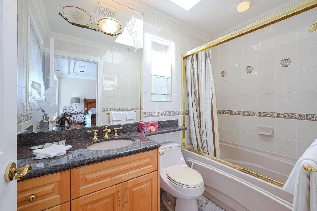 7 Bedrooms in the Heart of Vancouver - Resim 20