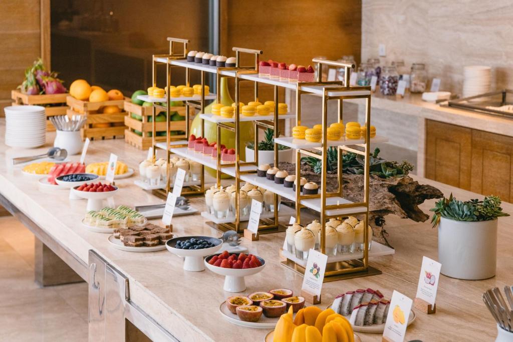 JW Marriott Hotel Hanoi - 18