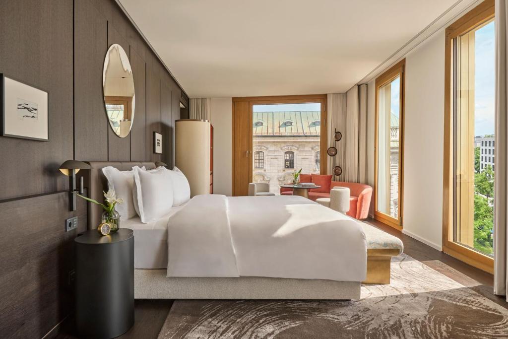 Koenigshof, a Luxury Collection Hotel, Munich - Resim 24