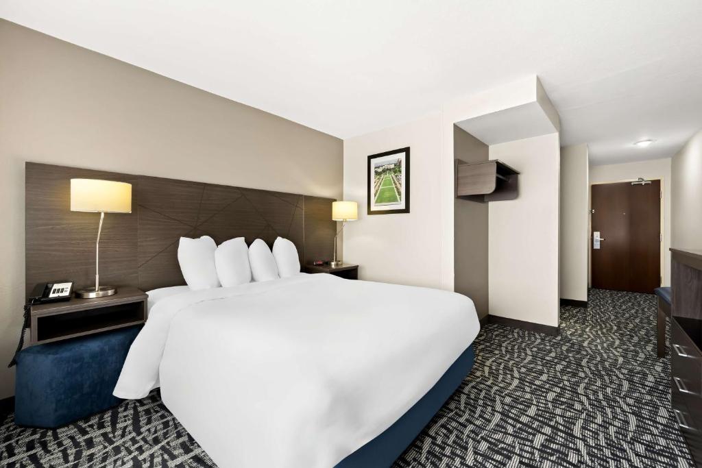Best Western Bryan College Station - Queen Room - Non-Smoking
