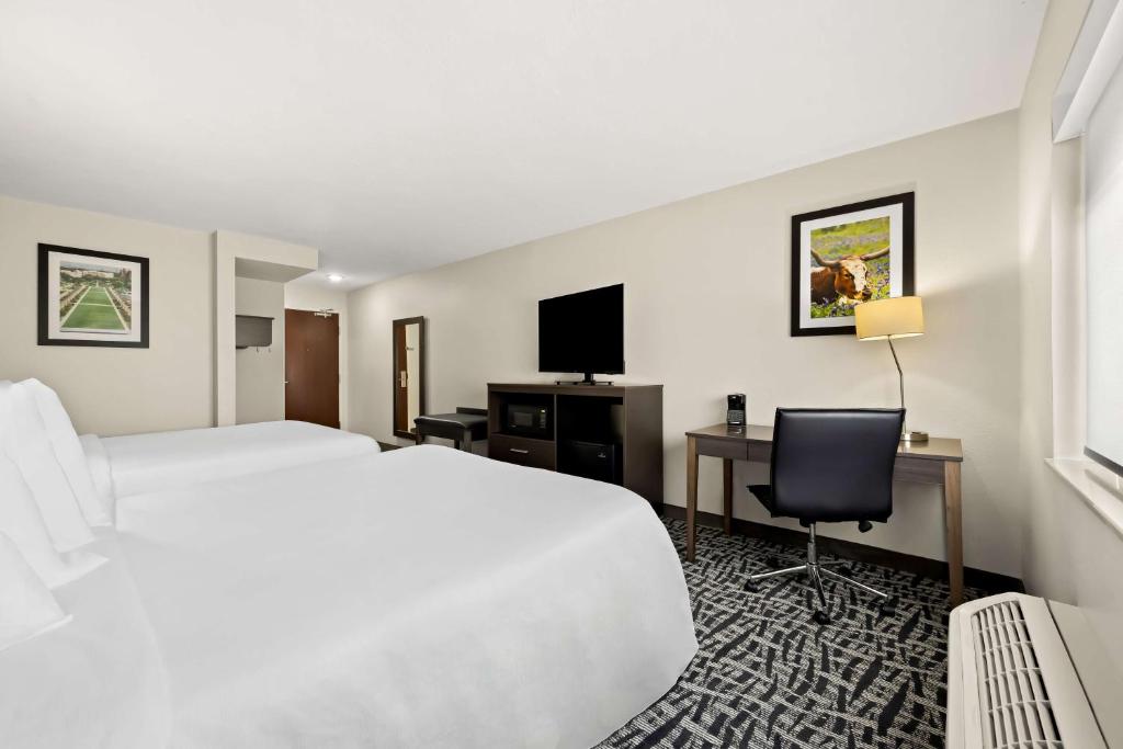Best Western Bryan College Station - Queen Room With Two Queen Beds - Non-Smoking