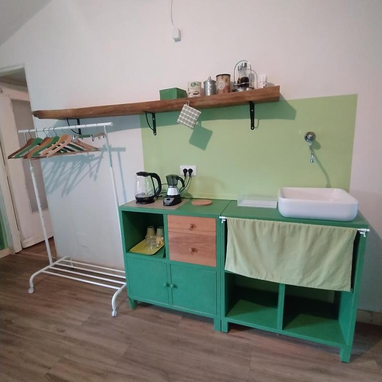 Kuchyň nebo kuchyňský kout v ubytování BB6 di Elena e Roberto