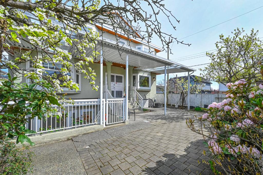 7 Bedrooms in the Heart of Vancouver - Resim 11