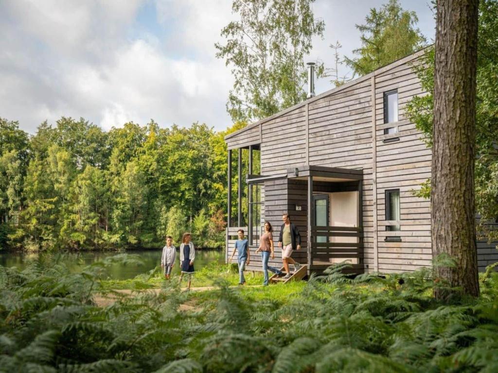 Imagen de la galería de Elegant 6-Person Mansion, en Antoing