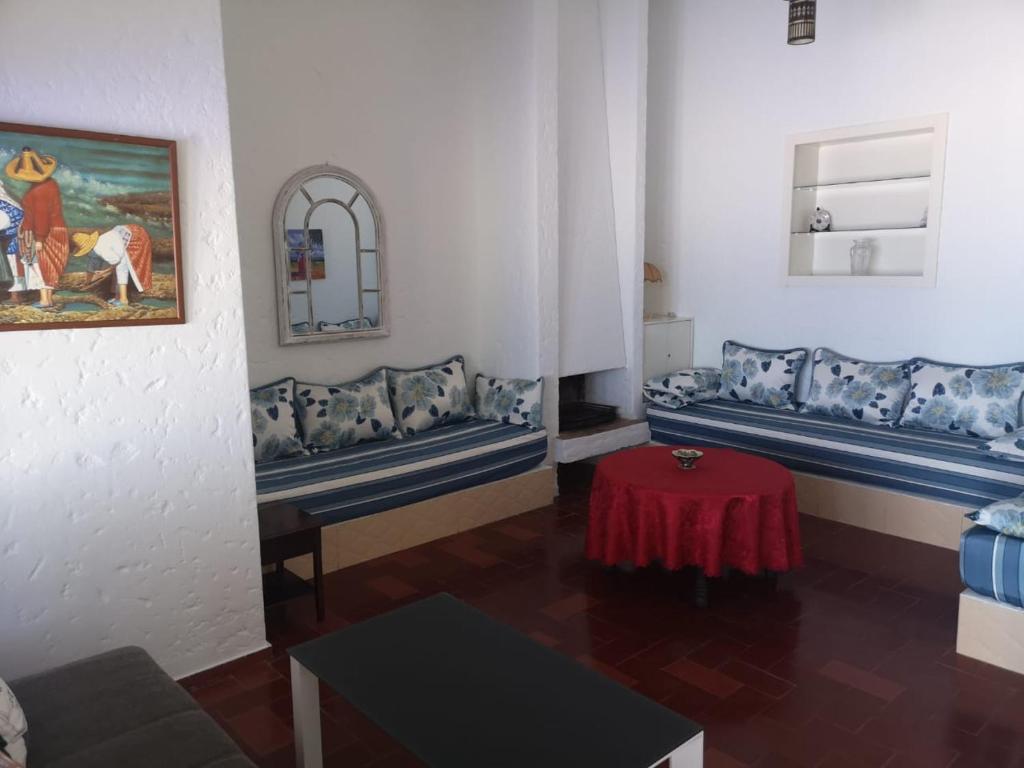 Posezení v ubytování House with exceptional view of the Mediterranean