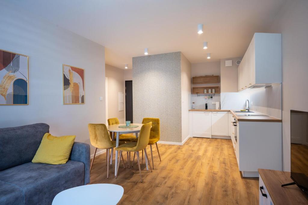 Sosnowy "3" ,Baseny Tropikalne, Ładowarka do elektryków, Faktura, Parking - 13