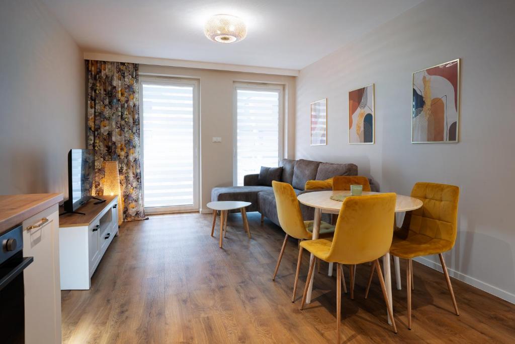 Sosnowy "3" ,Baseny Tropikalne, Ładowarka do elektryków, Faktura, Parking - 9