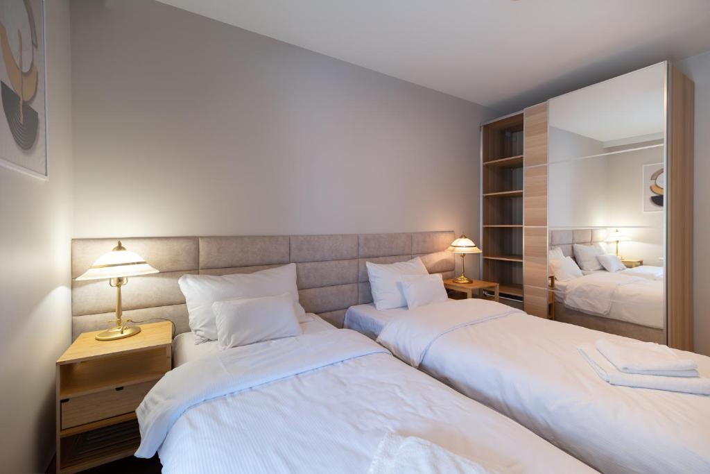 Sosnowy "3" ,Baseny Tropikalne, Ładowarka do elektryków, Faktura, Parking - 16