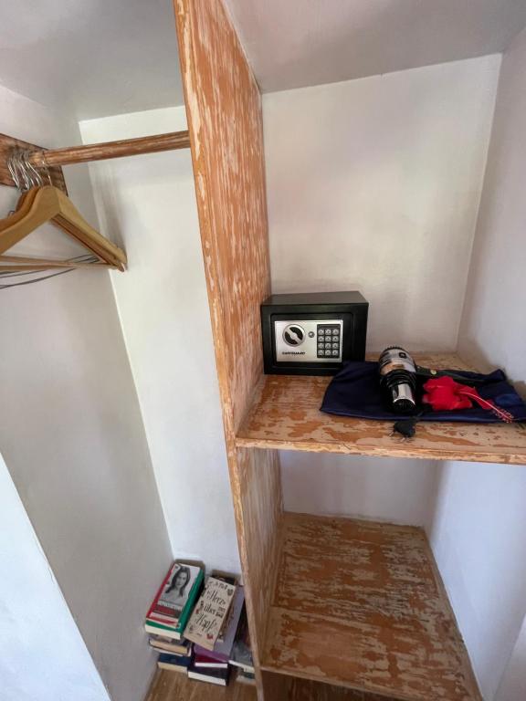 The BBQ Guest House - 12