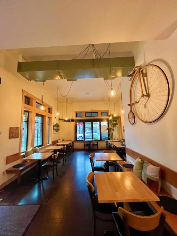 Northwest Portland Hostel photo
