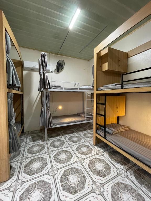 Downtown Backpacker Hostel - 2