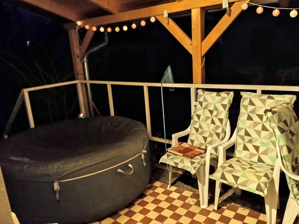 Hause with jacuzzi half hour from Budapest 2475 Velence, Rózsa utca 5 kép - 1