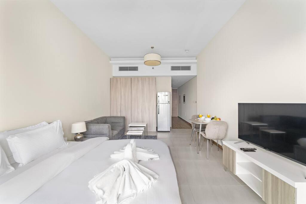 TV o dispositivi per l'intrattenimento presso FIRST CLASS Studio Rustic Charm in SOL BAY