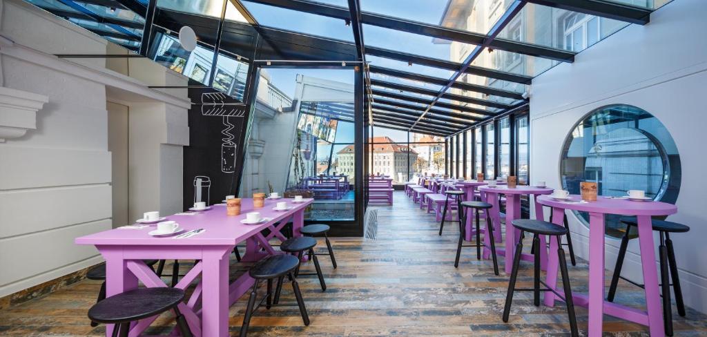 Swiss Wine by Fassbind - Resim 22