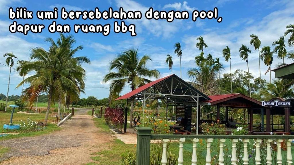 Dangau Tokwan - Standard Quadruple Room