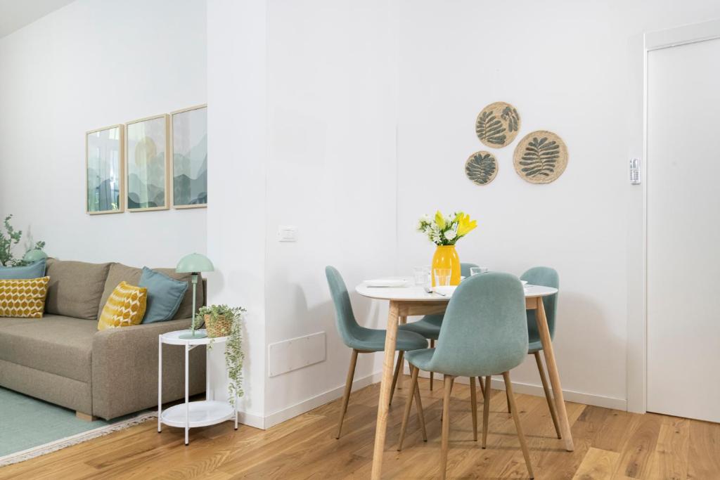Część wypoczynkowa w obiekcie Easylife - Splendido bilocale immerso nel verde in zona Brera