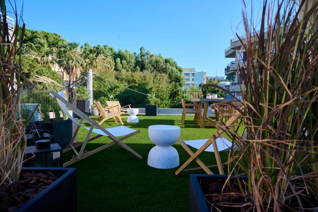 Monarco Executive Rooms - Resim 7