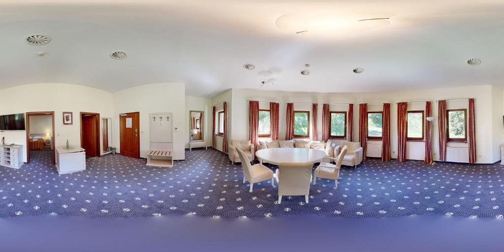 Hotel Hradna brana - Deluxe Apartment