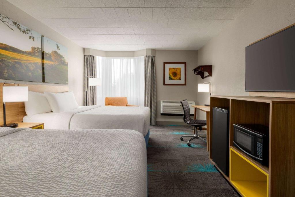 Days Hotel by Wyndham Allentown Airport / Lehigh Valley photo