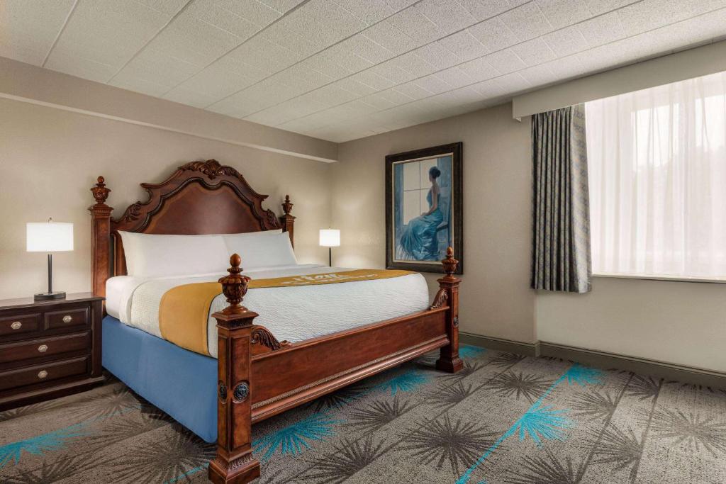 Days Hotel by Wyndham Allentown Airport / Lehigh Valley - 