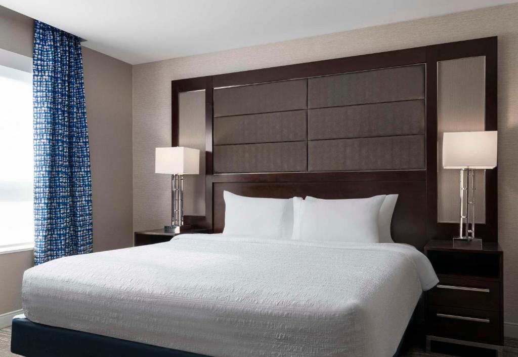 Hampton Inn & Suites-Worcester, MA photo